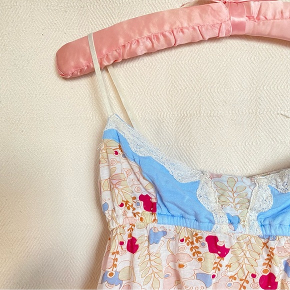 BRAND NEW NEVER USED LINGERIE SET - Picture 3 of 8